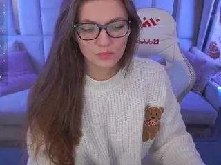 Freechat cinderelavel on CamSoda