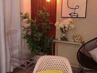 Freechat coral-lise on CamSoda