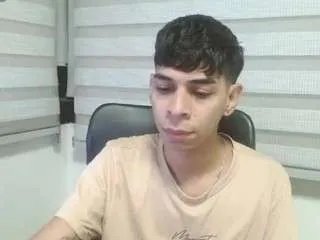 Offline cris-slytherin on CamSoda