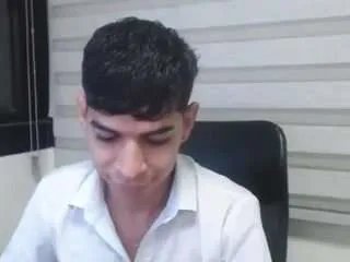 Offline cris-slytherin on CamSoda