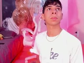 Offline cris-slytherin on CamSoda