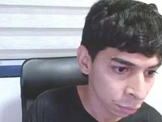 Offline cris-slytherin on CamSoda