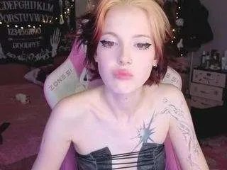 Offline crispytati on CamSoda