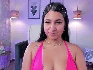 Offline dandara-thompsson on CamSoda