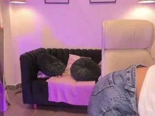 Offline dandara-thompsson on CamSoda