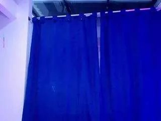 Offline danybrunette on CamSoda