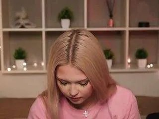 Offline dionnamoos on CamSoda