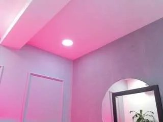 Offline elisa-castrillon on CamSoda