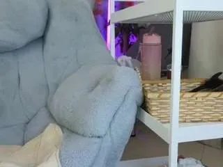 Offline elissecinnamon on CamSoda