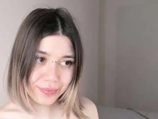 Freechat elvinaclagg on CamSoda