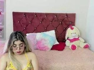 Offline emily-braums on CamSoda