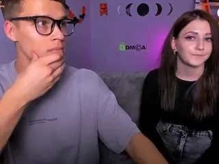 Offline esma-shine on CamSoda