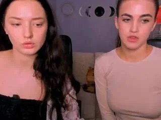 Offline esma-shine on CamSoda