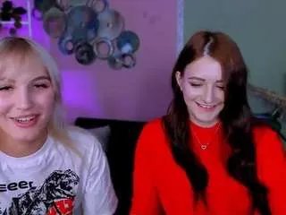 Offline esma-shine on CamSoda