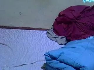 Offline flirty-asha on CamSoda