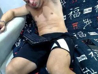 Freechat frezis19cm on CamSoda