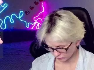 Offline gretta-mrr on CamSoda