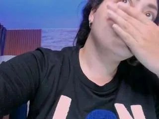 Freechat heidy-jhons on CamSoda