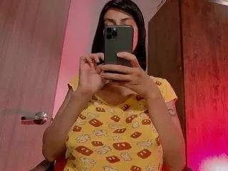 Offline imyourgirl on CamSoda