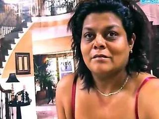 indiancherrypie on CamSoda 