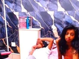 Freechat indiansexybtx on CamSoda