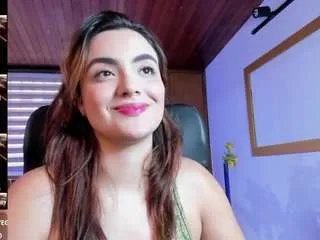 Freechat isabellaa-joness on CamSoda