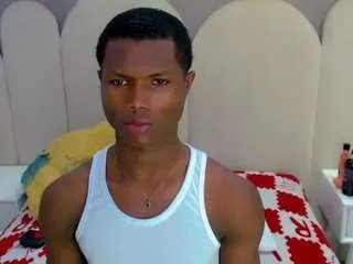 Freechat joel-black on CamSoda