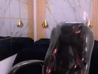 Offline kat-abril18 on CamSoda