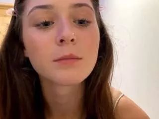 Offline katiecroston on CamSoda