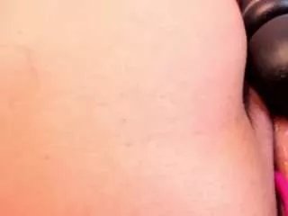 Freechat kim-blane on CamSoda