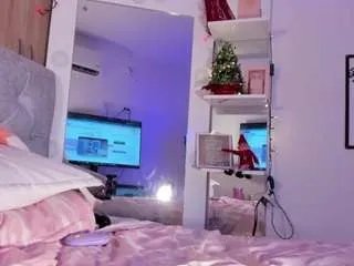 Offline kiraalopez on CamSoda