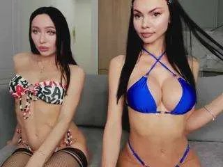 Freechat kirablackeyes on CamSoda