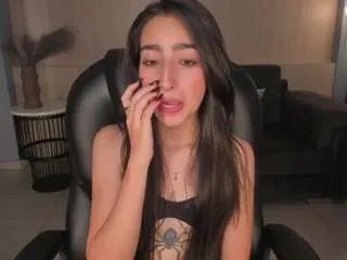 Freechat larisasmirnov1 on CamSoda