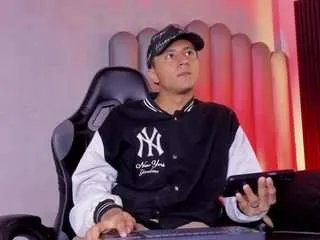 Offline leo-hot23 on CamSoda