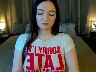 Freechat lesley-wins on CamSoda