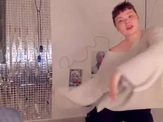 Offline lilacmuse on CamSoda