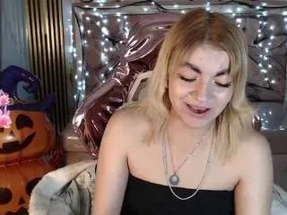 Freechat lili-conor-s on CamSoda