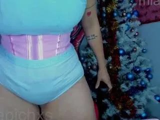 Freechat lizaliett on CamSoda