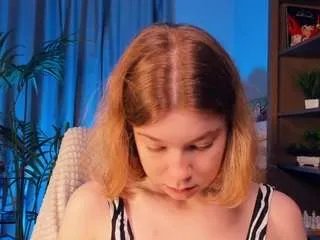 Offline lorafaro on CamSoda