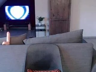 Offline lorenariivas420 on CamSoda