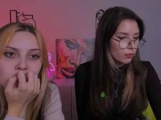 Offline luna-tin on CamSoda