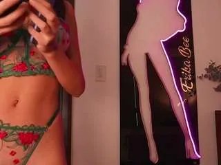 Offline lunamystyque on CamSoda