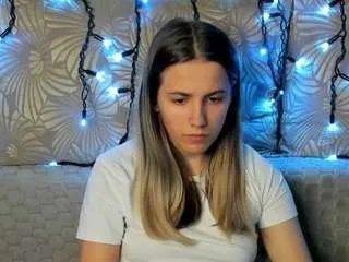 Offline maggiecake on CamSoda