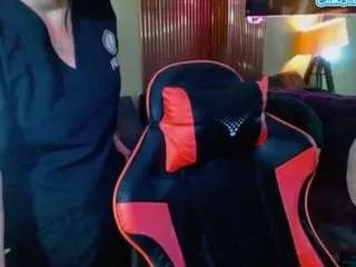 Freechat maira-tf on CamSoda