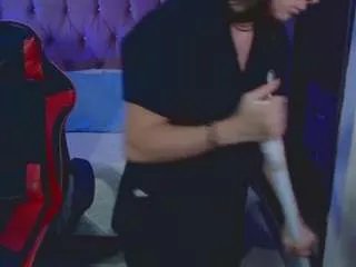 Freechat maira-tf on CamSoda