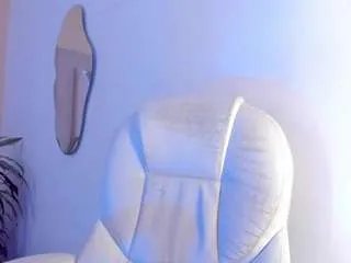 Offline maleja-sexyx on CamSoda