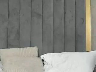 Offline mayacollins on CamSoda