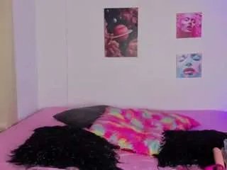 Offline mia-purplee on CamSoda