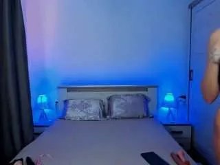 Offline mistresskarla on CamSoda