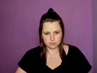 Freechat naomi2life on CamSoda